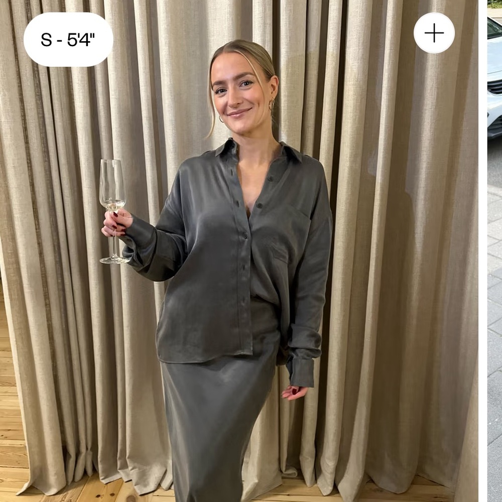 NWT - Djerf Avenue On the Go Shirt